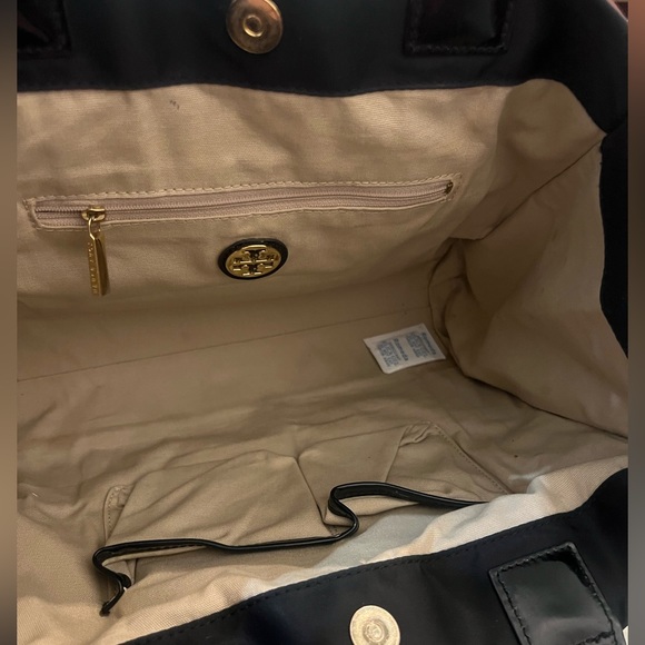 Tory Burch Handbag. A perennial favorite, the Ella Tote Bag - Picture 5 of 12